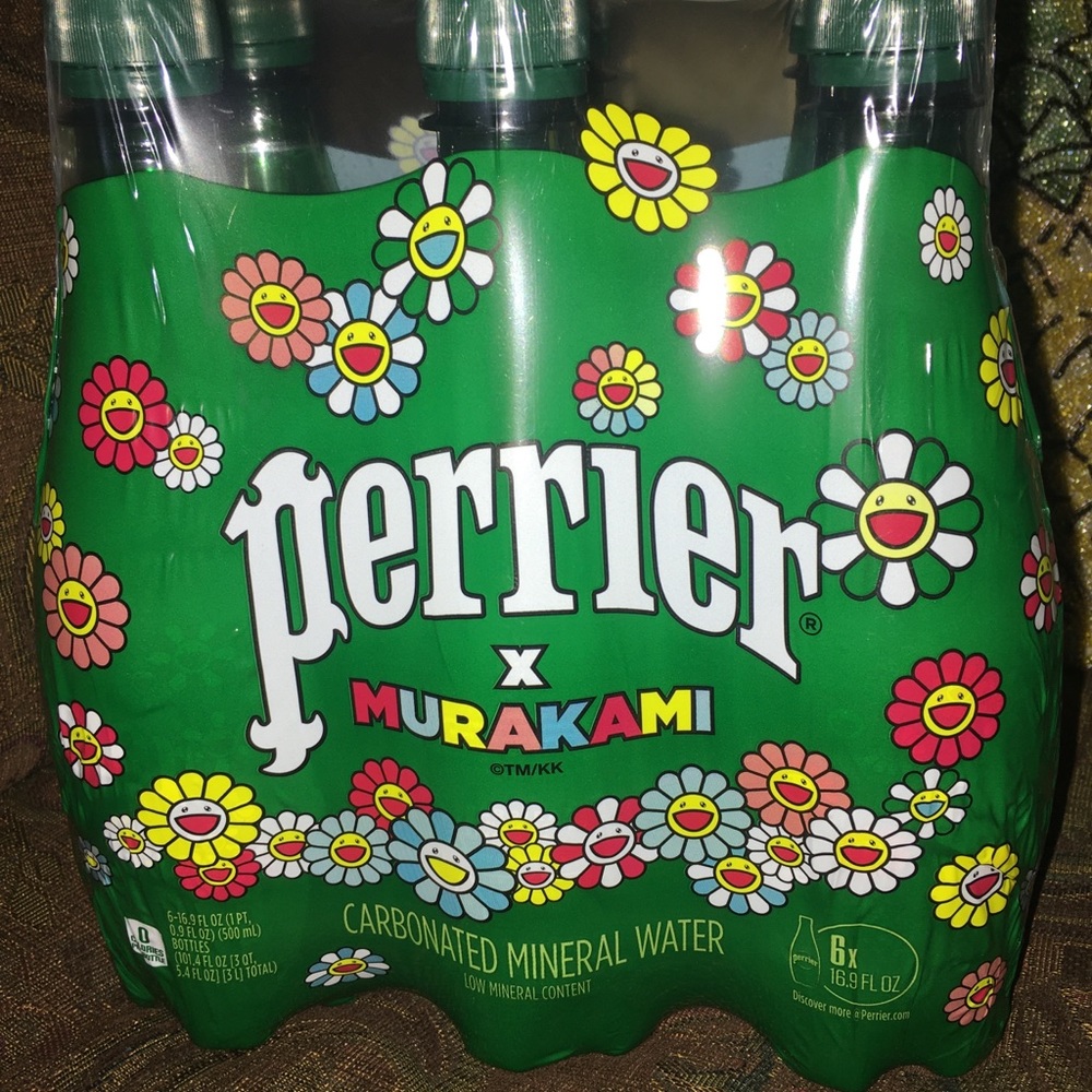Perrier x Murakami collaborated 6 plstck pack 16.9